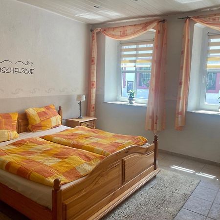 Ferienwohnung Minnies-Schiefertraum Brauneberg Kültér fotó